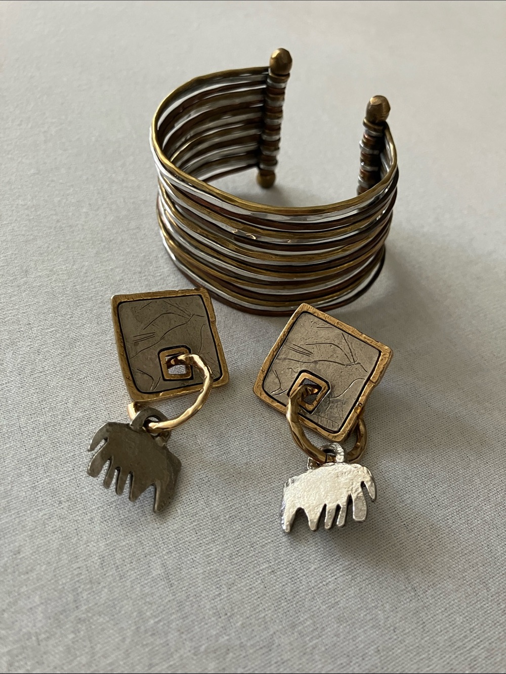 Mixed Metal Multi-Band Cuff Bracelet with Dangle Charm Earrings - Gold Tone